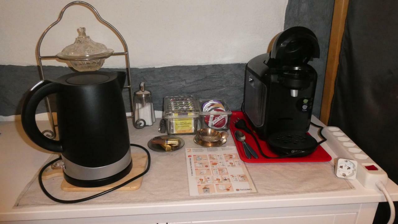 Bed & Breakfast Im Chellhof Benken  外观 照片